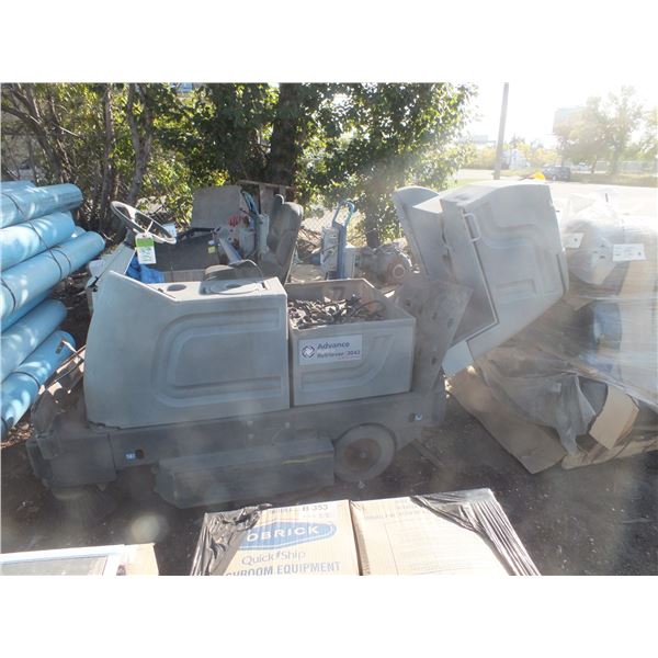 Advance Hydro Retriever 2042 Floor Machine