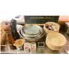 Image 2 : ASSORTED COMMERCIAL KITCHEN DISHWARE & ITEMS
