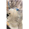 Image 3 : PLASTIC FOLDING TABLE OF COMMERCIAL SCALE, 2 BOTTLE CAPPERS, BOTTLE CORKER, TABLE SIDE HAND