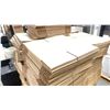 Image 3 : PALLET OF SMALL CARDBOARD UN MARKED SHIPPING BOXES