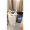 Image 1 : BARREL OF ECOLAB MIP LIQUID 123-1 HEAVY DUTY CLEANER & PACIFIC PILSNER ICE BUCKET