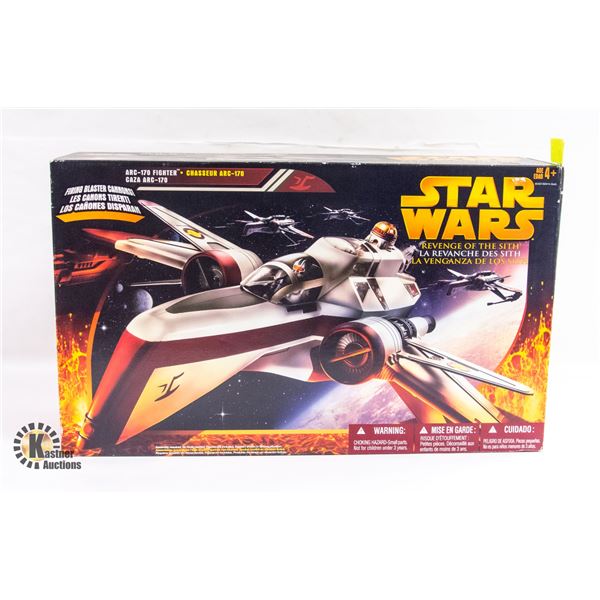 STARWARS NIB ARC-170 FIGHTER W/ MISSLES & TORPEDOS