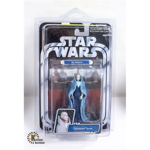 STARWARS *RARE* NIB #03 SLY MOORE CORUSCANT