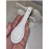 Image 2 : Glasslock Glass Storage Container + 17 China (not plastic) Wonton Soup Spoons