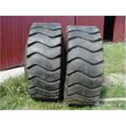 Työkoneen renkaat 23,5x25 uudet 2 kpl