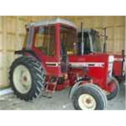 INTERNATIONAL 685 XL
