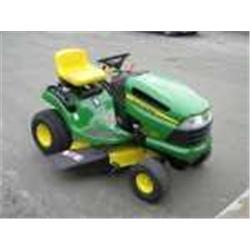 John Deere LA 100 18,5 HP