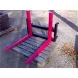 Etukuormaajan trukkipiikit+ teline