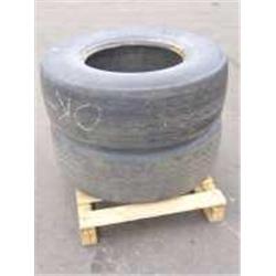 PV:n renkaat 385/65/22.5 2 kpl