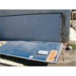 Perävaunun kork. ovet