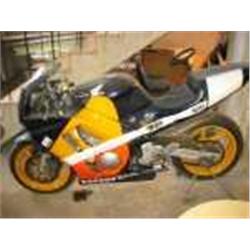 Moottoripyörä CBR 600 F