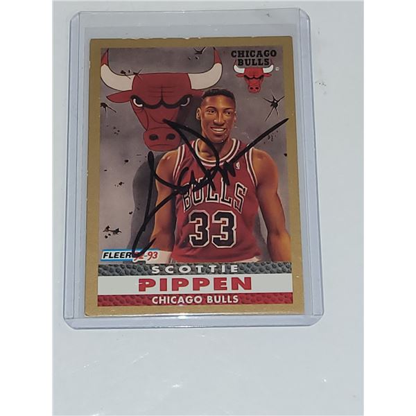 Signed Scottie Pippen Chicago Bulls NBA Basketball Card - Unauthenticated