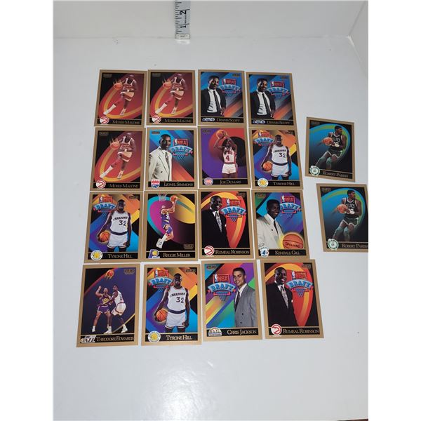 Lot of 18 NBA Basketball Cards - Mint