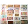 Image 1 : Oman, Saudi Arabia, Egypt and Worldwide Assortment of Issued Banknotes, 1940 to 2003