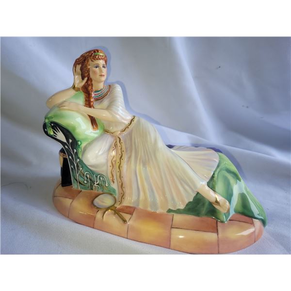 Janus Studio The Illustrious Ladies