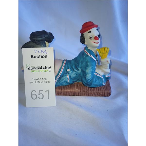Reclining Clown B