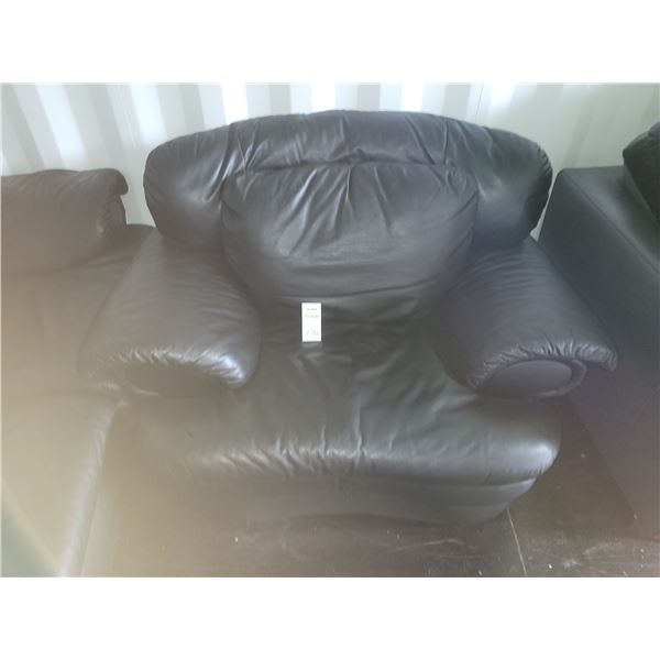 Yale Town Designer Leather Chair C