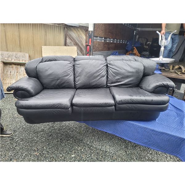 Yale Town Designer Leather Sofa C