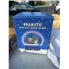 Image 1 : Peanuts, musical snow globe