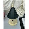 Image 1 : Birdhouse