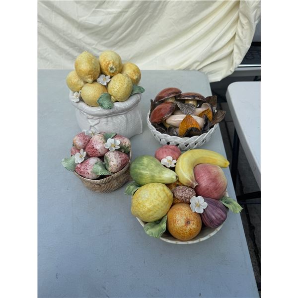 Ceramic fruit bowls