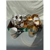 Image 1 : Mugs, and glasses with butterfly motif on the glasses