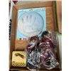 Image 1 : Handprint kit and other collectibles