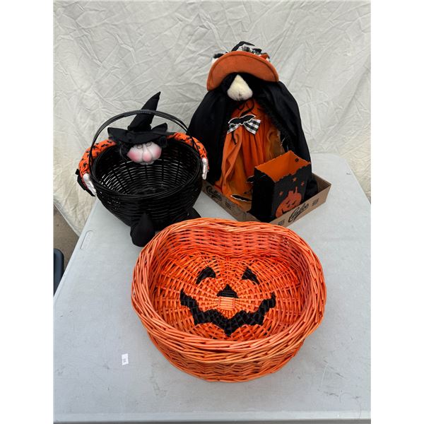 Halloween decor just flew across the m