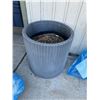 Image 1 : Planter