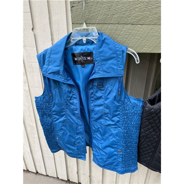 The Onyx XL vest
