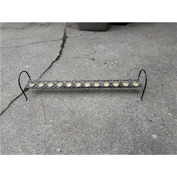 Tea light holder