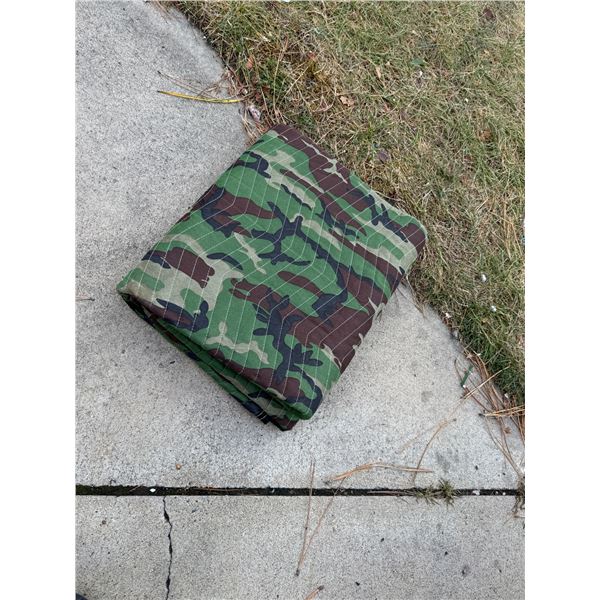 Camo blanket