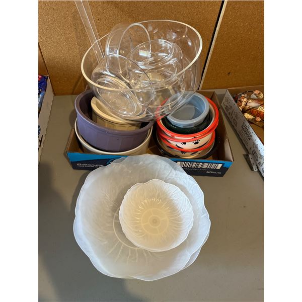 Salad, bowls, and pet bowls