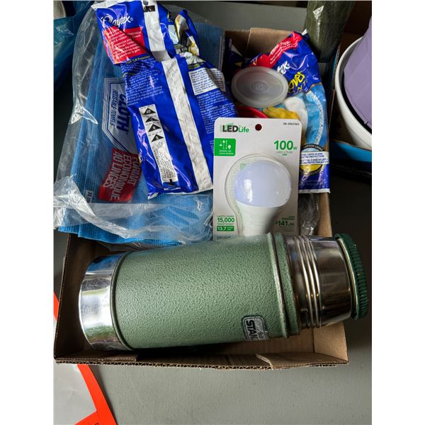 Stanley thermos Jay cloth drop cloth S and LED light bulb