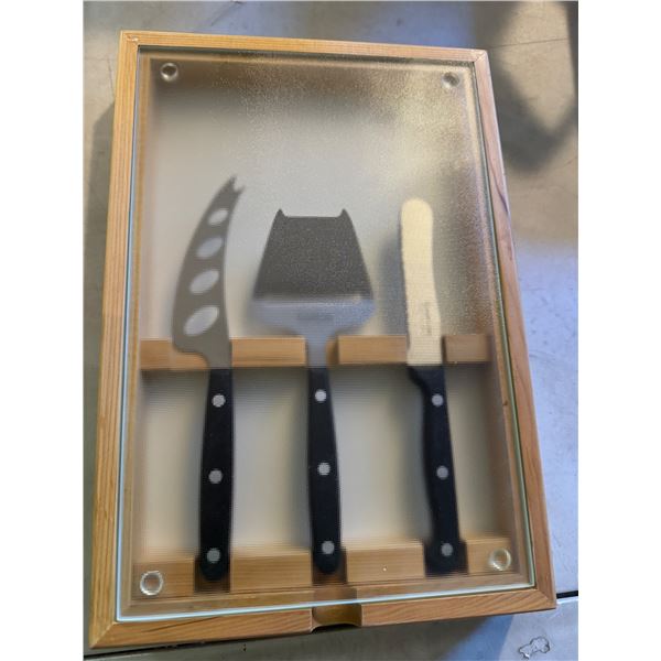 Euroedge she is cutting board and knives
