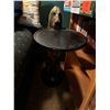 Image 1 : Dog statue side table