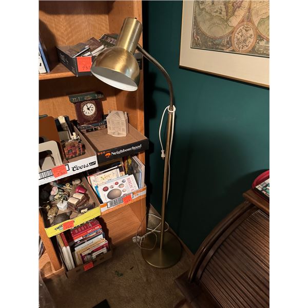 Floor lamp