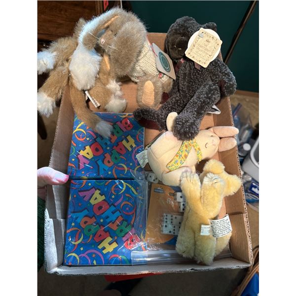 Boyd bear, Heritage Collection , happy birthday, napkins, dice, etc.