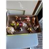 Image 1 : Christmas decorations