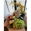 Image 1 : Floral decor