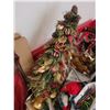 Image 5 : Christmas decorations, A