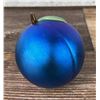 Image 2 : Orient and Flume Art Glass Peach Paperweight