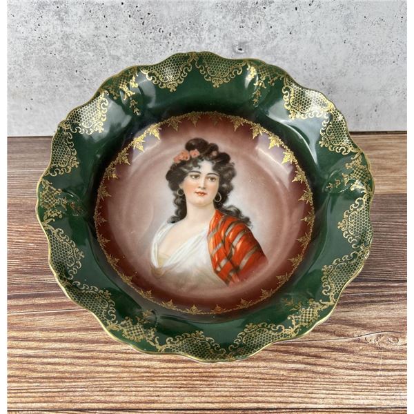 Beyer & Bock Prussia Porcelain Portrait Bowl