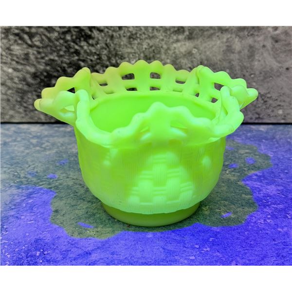 Fenton Glass Green Satin Basketweave Bowl
