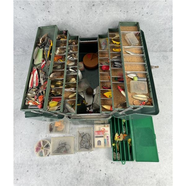 Grip Loc Metal Fishing Tackle Box & Contents