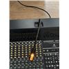 Image 12 : Behringer Eurodesk MX9000
