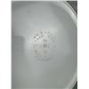 Image 4 : Pyrex Moon Deco 475-B 2 1/2qt Casserole