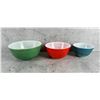 Image 2 : Pyrex Primary Colors 3 Piece Mixing Bowl Set
