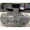 Image 2 : TOYOOKI #HDD3C-3W-BGA-1-10B-LYD2 Valve