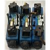 Image 2 : (3) Vickers #DG4V-3S-2C-M-U-B5-60 Valves